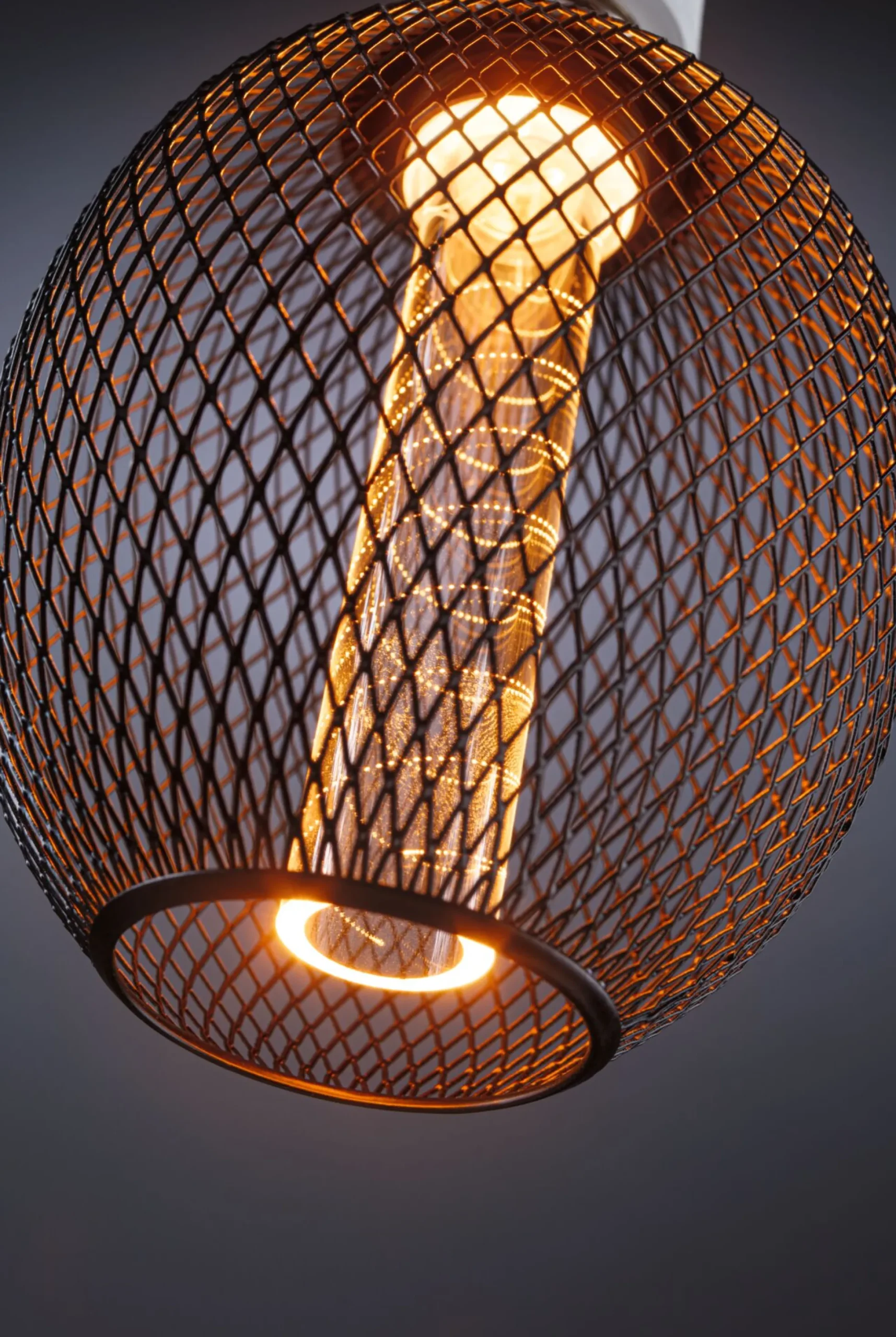 Metallic Glow Standard 230V - LED Globe Spiral