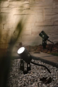 Plug & Shine LED Gartenstrahler - Warmweiß Basisset